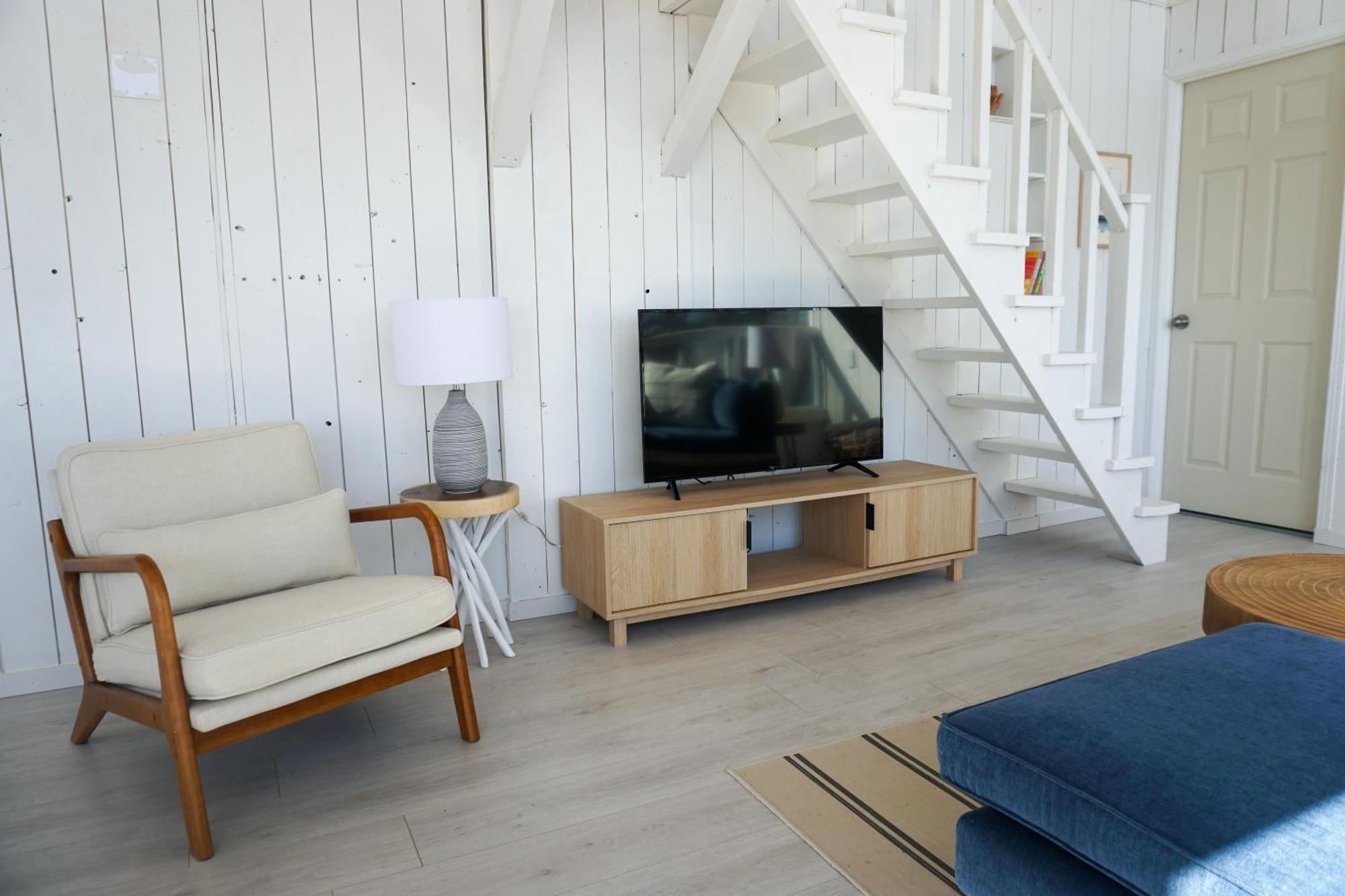 Blissful Oceanfront Cottage In Port Mouton Exterior foto